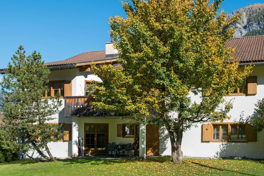 Ferienwohnungen Muntschi Andeer Exterior photo